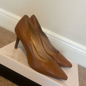 Alfani business casual heels (Camel)